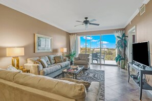 Condo (28750 Trails Edge Blvd #504) | Exterior