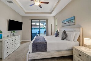 House (1732 Beach Parkway W) | Exterior