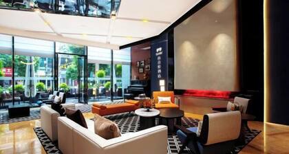 New Joy Hotel (Internatial Trade Spring Department Store Shopping)