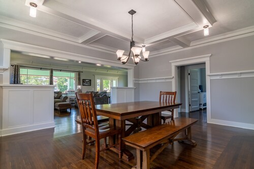 Close in Historic district craftsman