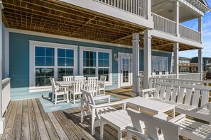 Outdoor dining - ''Nothing Could Be Finer" - Luxury Oceanfront Home w/ Private Pool, 6 Bedrooms / 6 Bathrooms (Holden Beach)