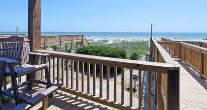 "Turtles Nest" - Oceanfront Duplex, 3 Bedrooms / 3 Bathrooms