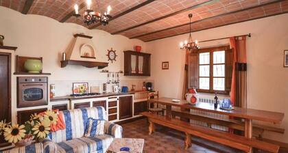 Villa in Montalbano mit Aussicht