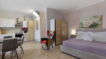 1 camera, Wi-Fi gratuito, lenzuola