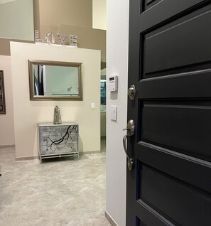 Unclassified image, 5 of 24, button