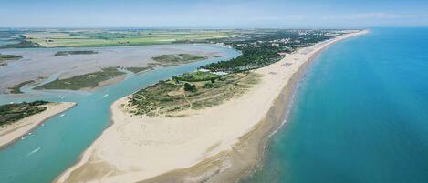 Playa en los alrededores