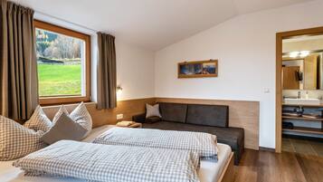 2 chambres, Wi-Fi gratuit, draps fournis
