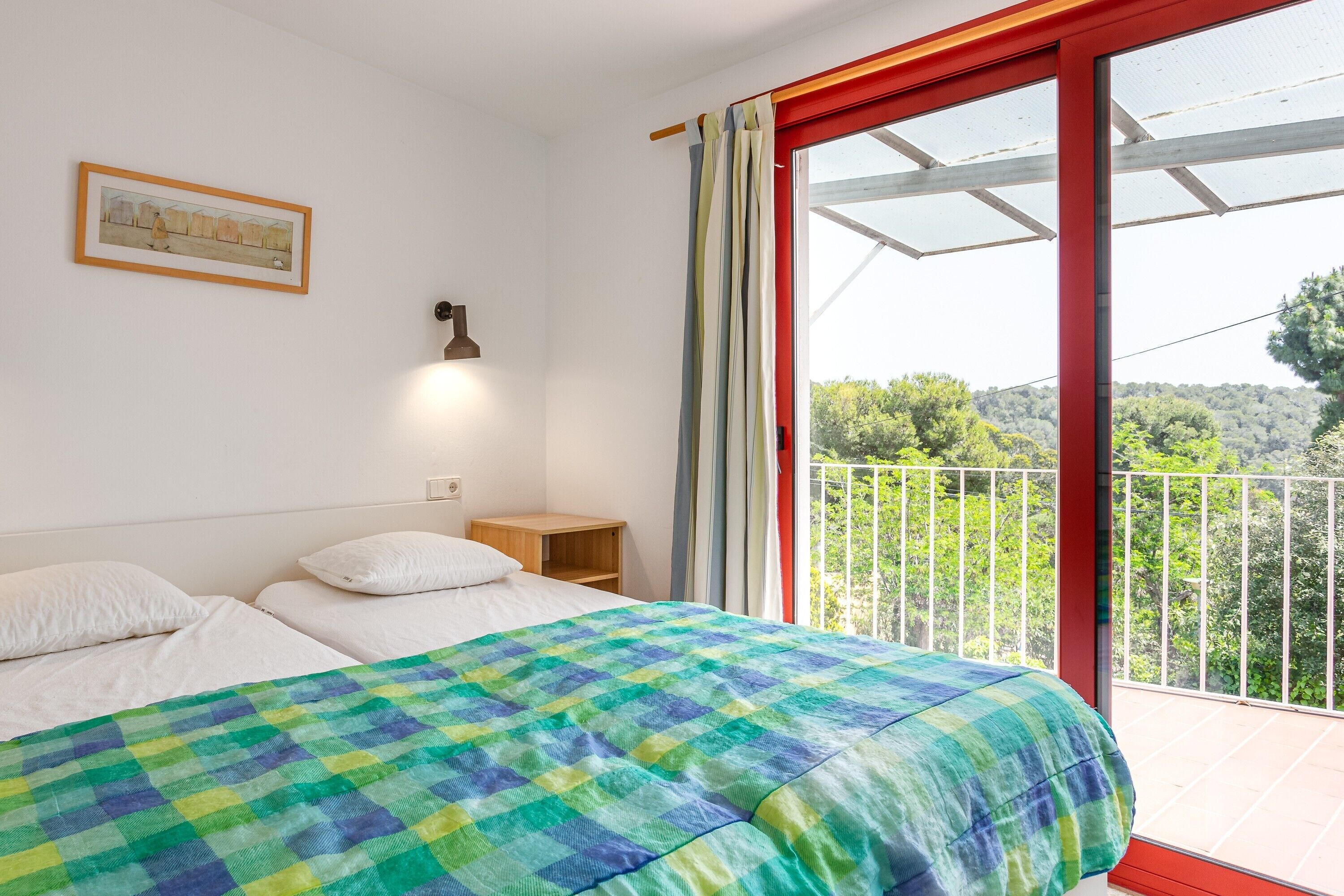 2 多间卧室、熨斗/熨衣板、床单