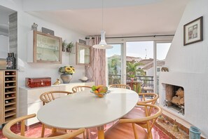 Dining - Apartment "Spectacular Sea Views, 2 Bed,2 Bath, 4 people, best Nerja area" (Nerja)