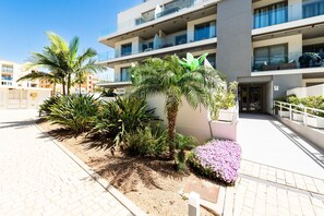 Property grounds - Apartment 'Luxurious Two Bed' with Private Terrace, Wi-Fi and Air Conditioning (Torrox)