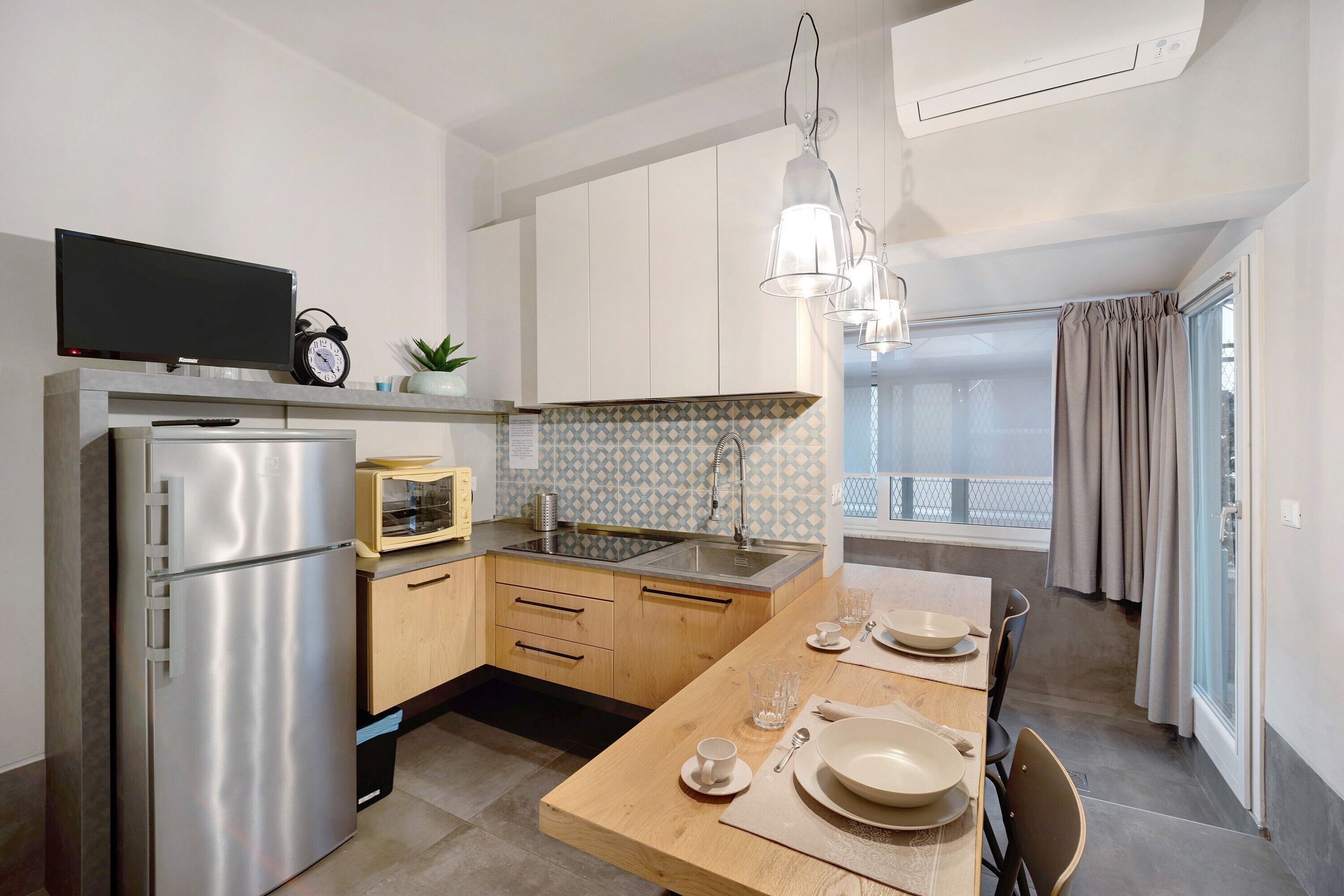 Fridge, stovetop, cookware/dishes/utensils