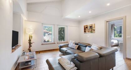 Ca di Perti Apartment 3 with Mountain View