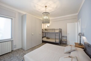 1 makuuhuone, silitysrauta/-lauta, ilmainen Wi-Fi, vuodevaatteet