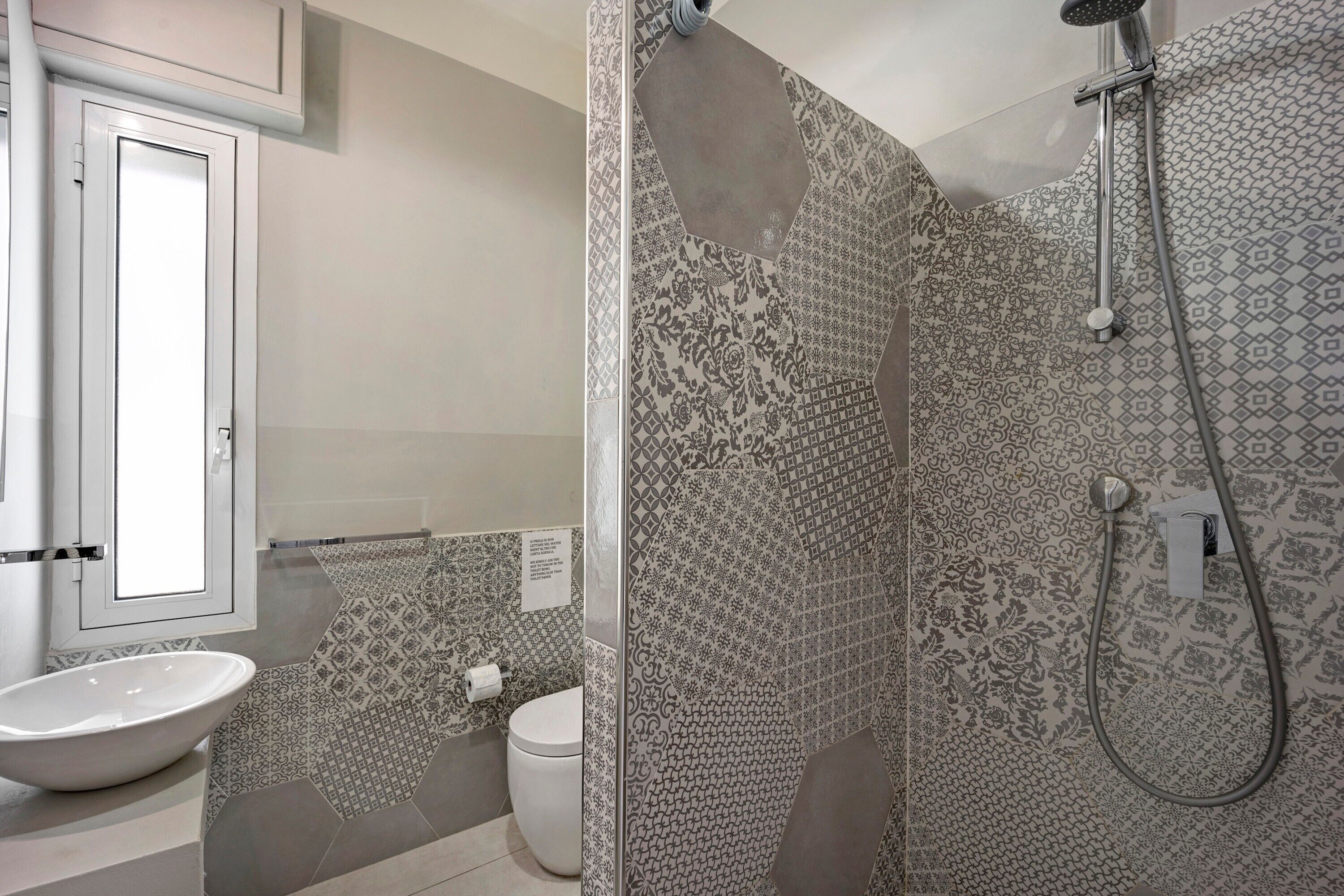 Shower, free toiletries, hair dryer, towels