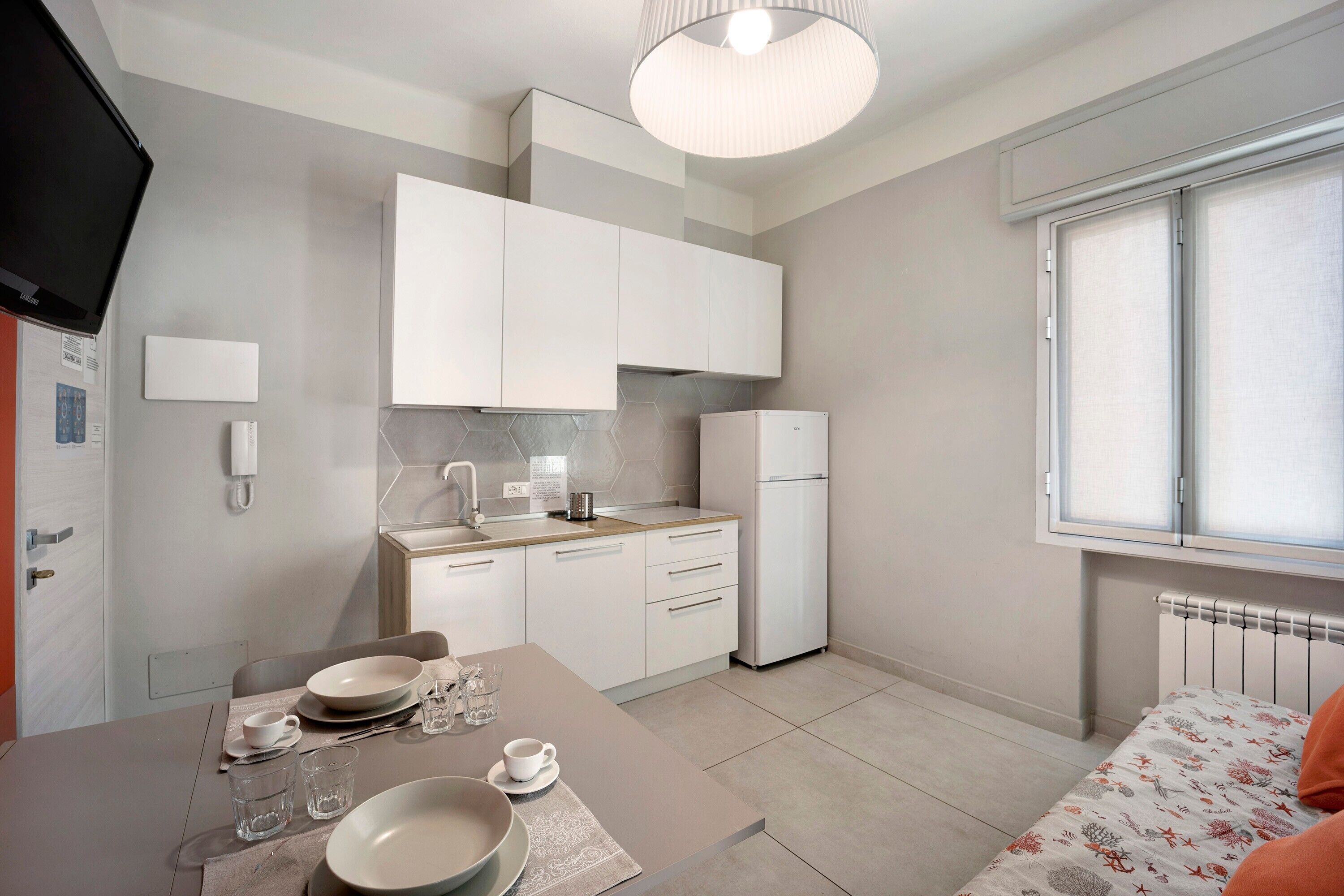 Réfrigérateur, plaque de cuisson, lave-vaisselle