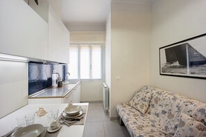 Interior - 'Victoria Apartments Bleu' with Balcony, A/C & Wi-Fi (Diano Marina)
