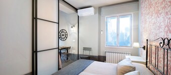 Victoria Apartments Fil Rouge with Balcony, Air Conditioning and Wi-Fi