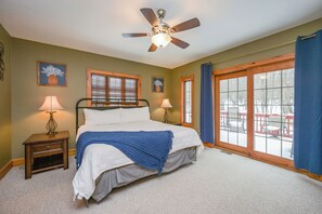 4 bedrooms, free WiFi, bed sheets