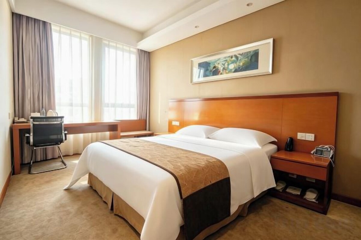 Superior Queen Room