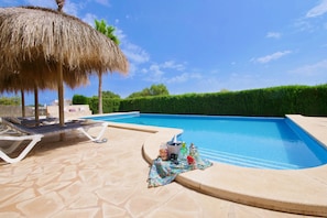 Pool - Holiday Home Corso de Shorta for 6 people, beautiful garden with private pool (Felanitx)