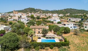Exterior - Holiday Home Corso de Shorta for 6 people, beautiful garden with private pool (Felanitx)