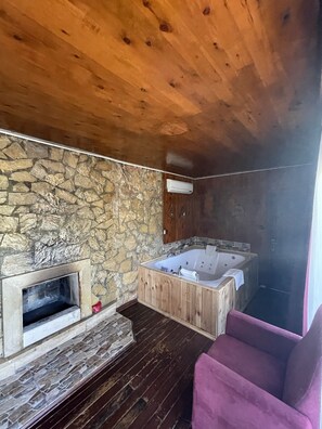 Deluxe Oda | 1 yatak odası, kaliteli yatak takımı, minibar