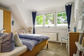 2 camere, culla da viaggio, Wi-Fi gratuito