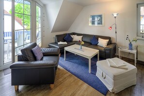 TV, lettore DVD, impianto stereo