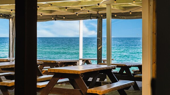 Basic Room, 1 Bedroom (101 (Ocean View)) | 1 bedroom, free WiFi - Gangneung Chengdong Aegyeon Pension (Gangneung)