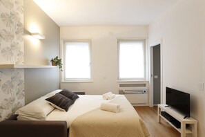Deluxe Apartment | Living area - The Best Rent- Flat Corso Buenos Aires (Milan)