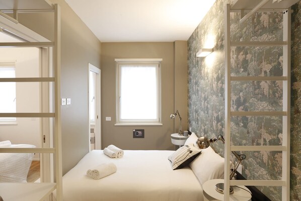 Deluxe-Apartment | 1 Schlafzimmer, Bügeleisen/Bügelbrett, kostenloses WLAN