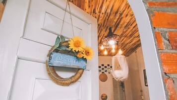 1 bedroom, desk, iron/ironing board, free WiFi