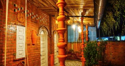 Airy & Cozy | Family-Friendly | Vegetarian-Friendly |Breakfast Included