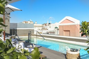 Seasonal outdoor pool - Hotel Vincci Molviedro (Seville)