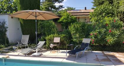 RĂȘve de Provence : Villa avec jardin et piscine