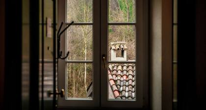 Elegantes Dachgeschoss-Apartment mit Blick auf das Mendrisio-Tal (SALORINO 2)