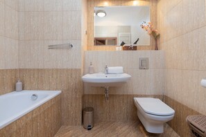 Bathtub