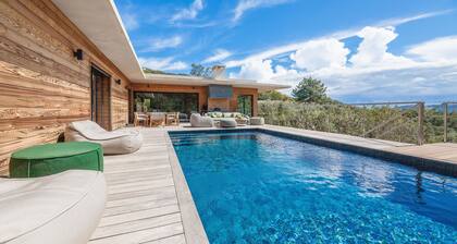 VILLA ALPANA CALA ROSSA sleeps 14