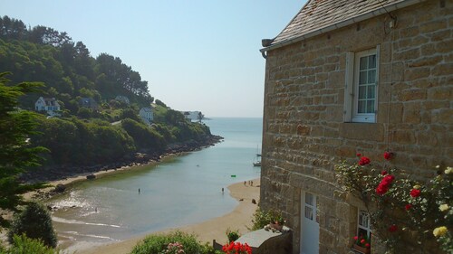 villa en bord de mer à côté du GR34 