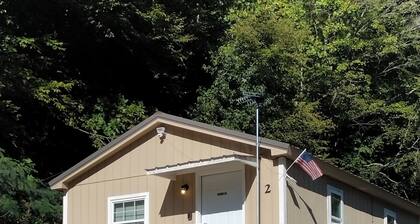 Big Mountain Cabins with direct access to Windrock Park