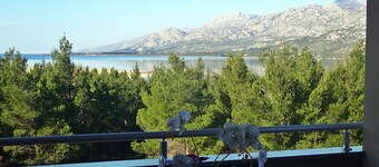 Apartment with sea view