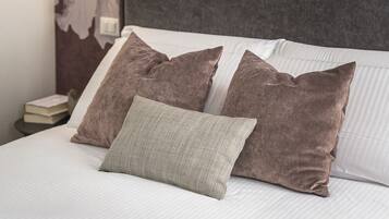 2 habitaciones, tabla de planchar con plancha y wifi gratis