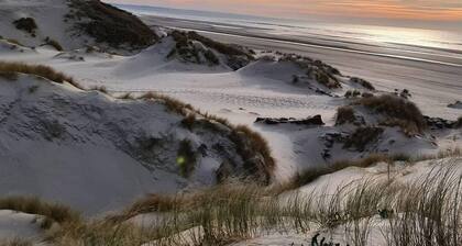 Studio Le Sandettie 50 meters from the beach! +private garage