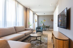 Apartment | Living area | TV - Bizstay Maurits (The Hague)