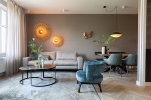 Apartment | Wohnzimmer | Fernseher