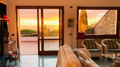 Villa Monte Bianco - A dream with a sea view