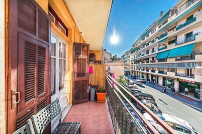 Sanremo Centro 3/6 Apartment by Wonderful Italy