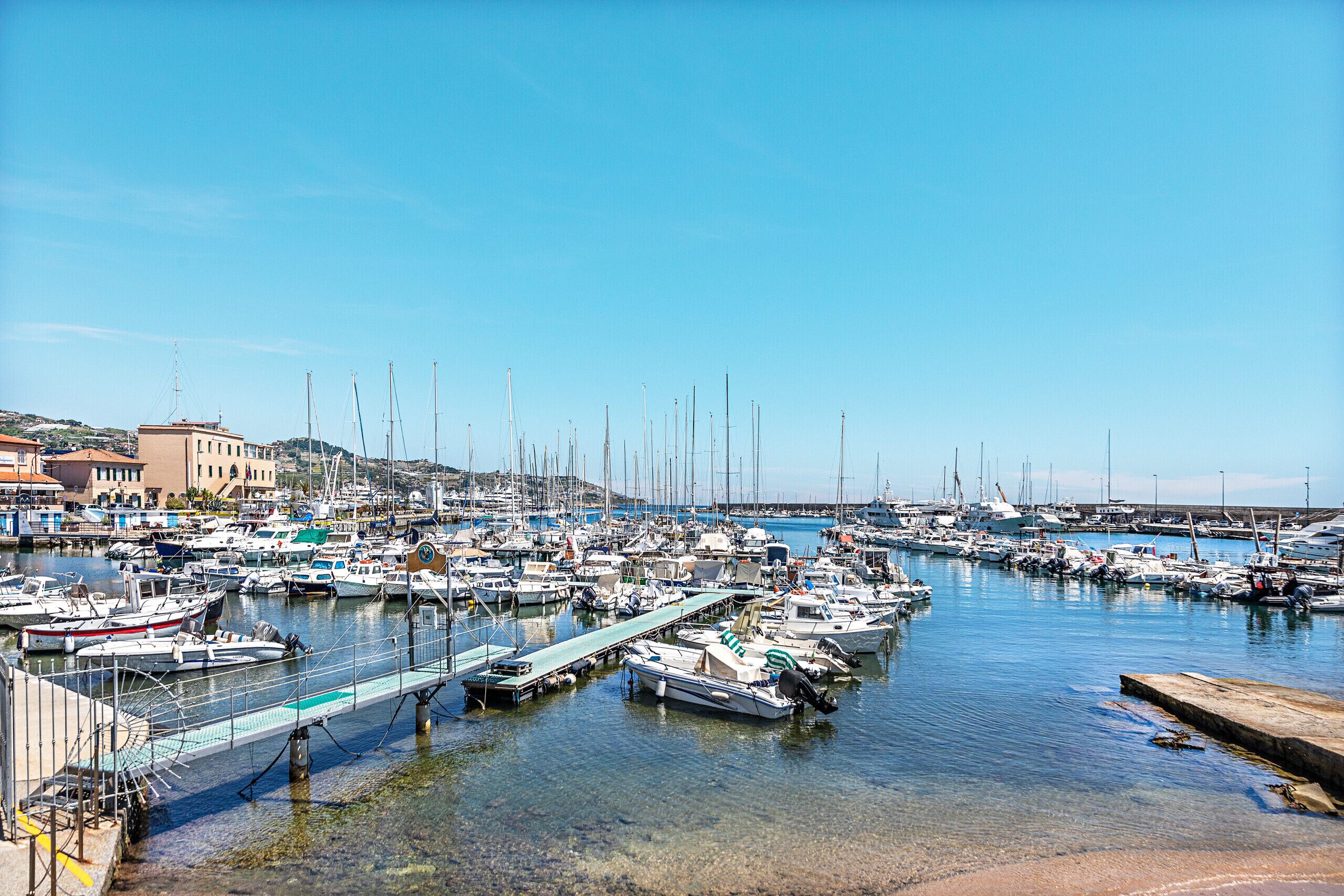 Marina/club náutico