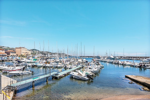Marina