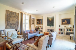 Living area - Spacious Andalusian Country House with Pool Near Cabo de Gata (Níjar)